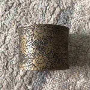 Floral brass 2in cuff